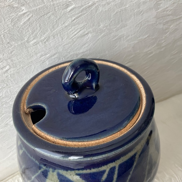 Gleason Brook Pottery Lidded Honey Pot - Picture 4 of 8